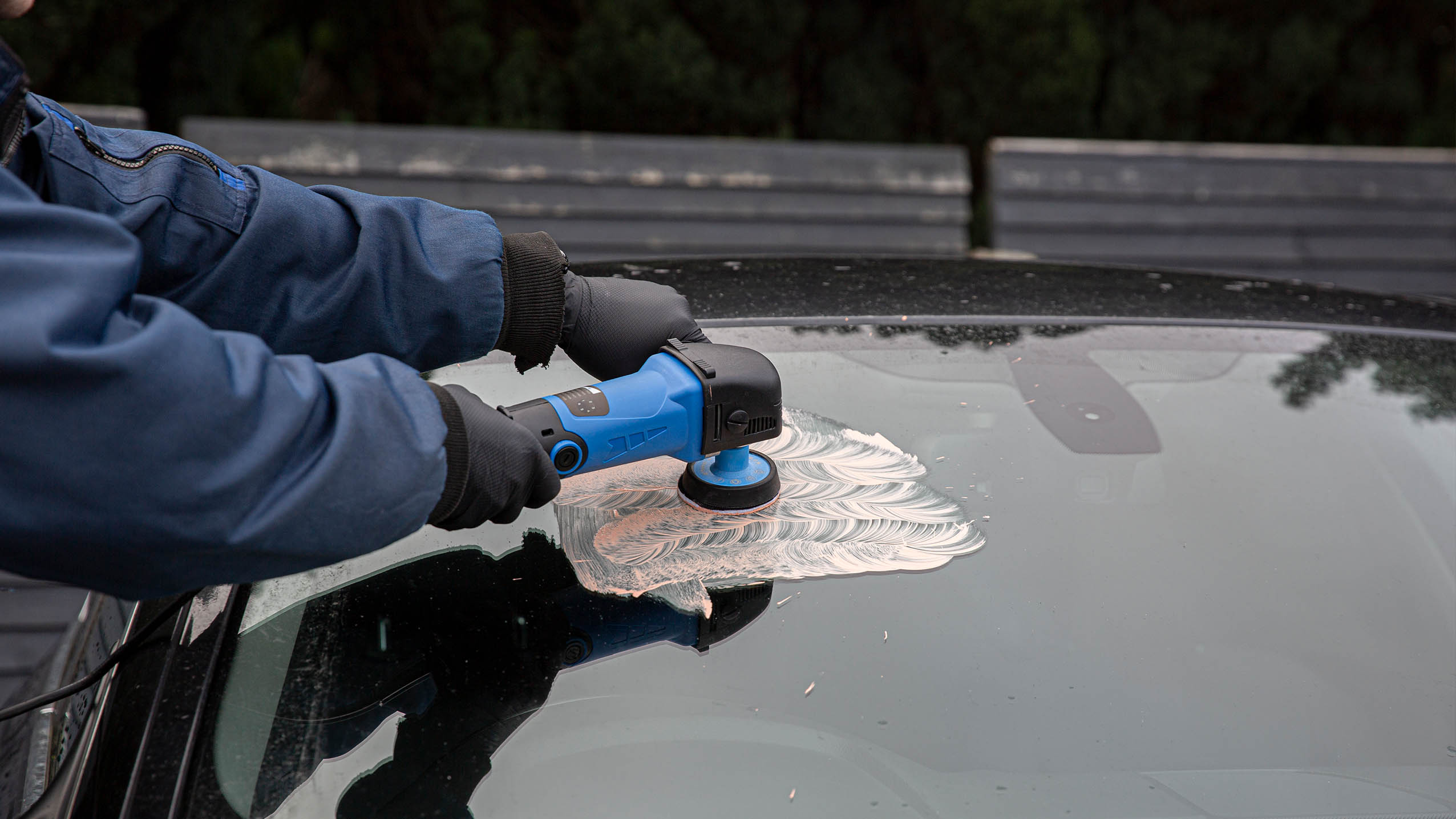 DIY Windscreen Scratch Removal Kit