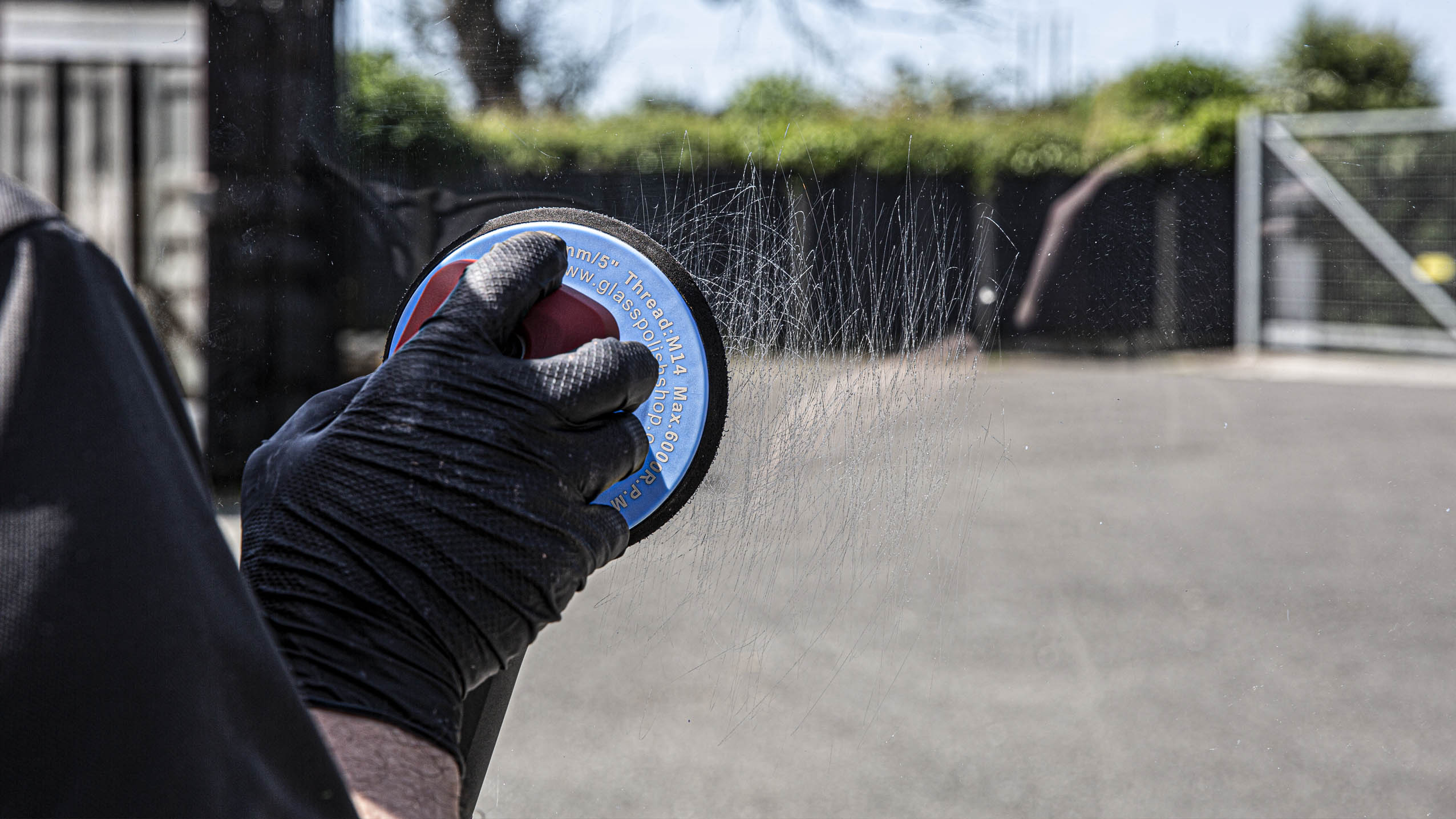 PRO Glass Scratch Removal System with FLEX Polisher