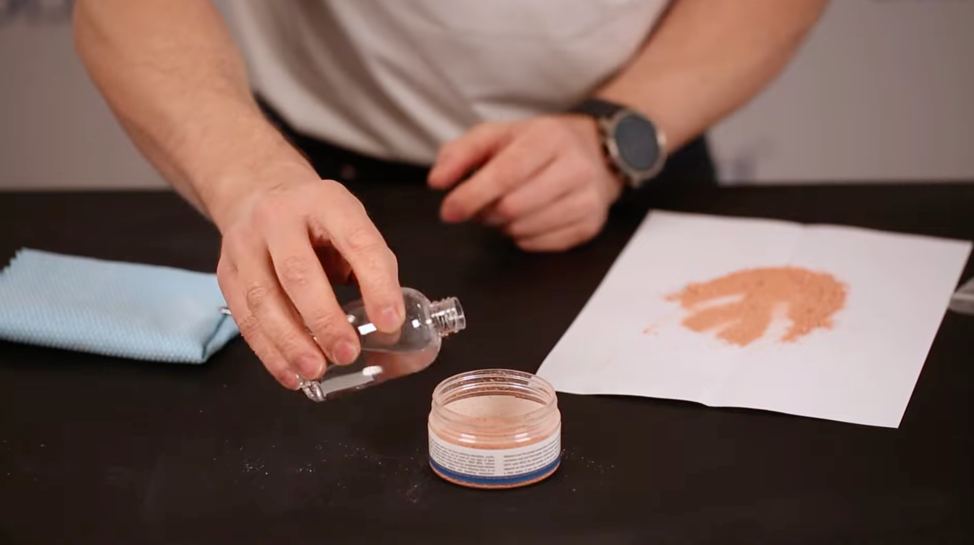 Load video: How To Mix and Use Cerium Oxide